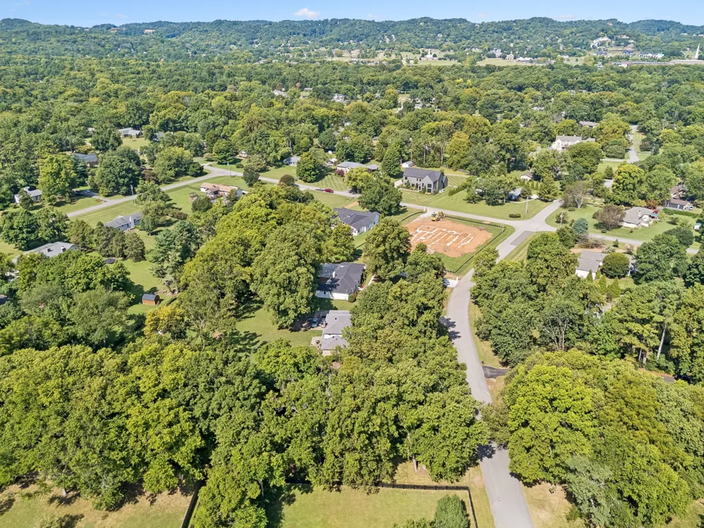 8113 Warner Rd Brentwood, TN 37027