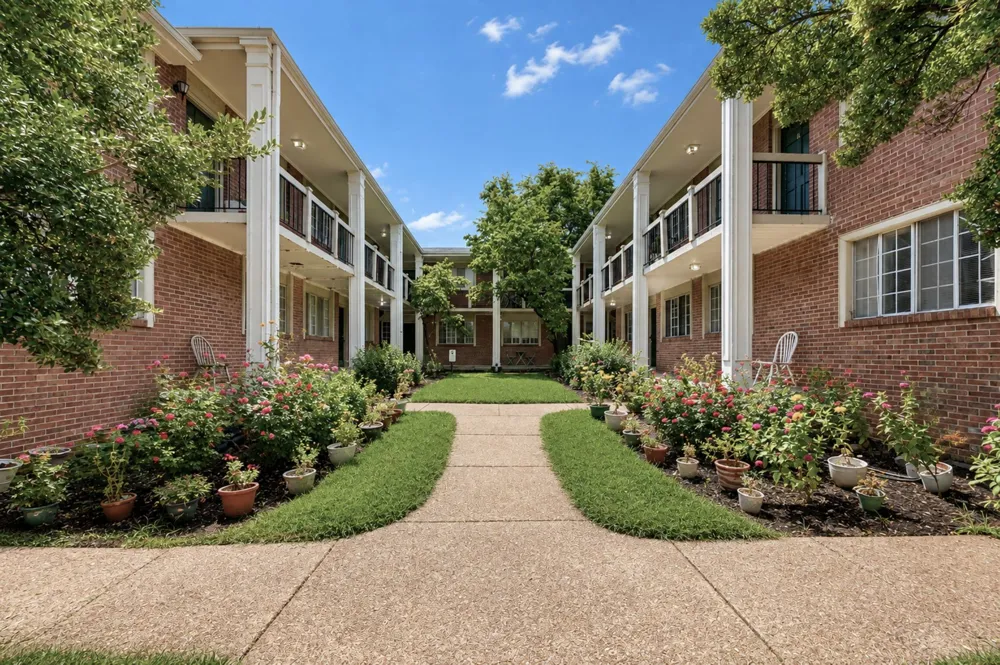 2121 Fairfax Ave #10 Nashville, TN 37212