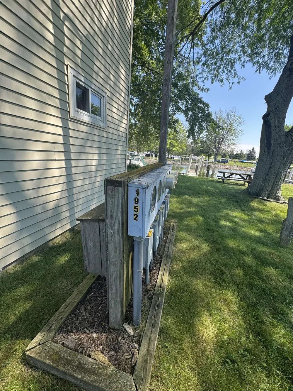 4952 Oak Street Bay City City, MI 48706