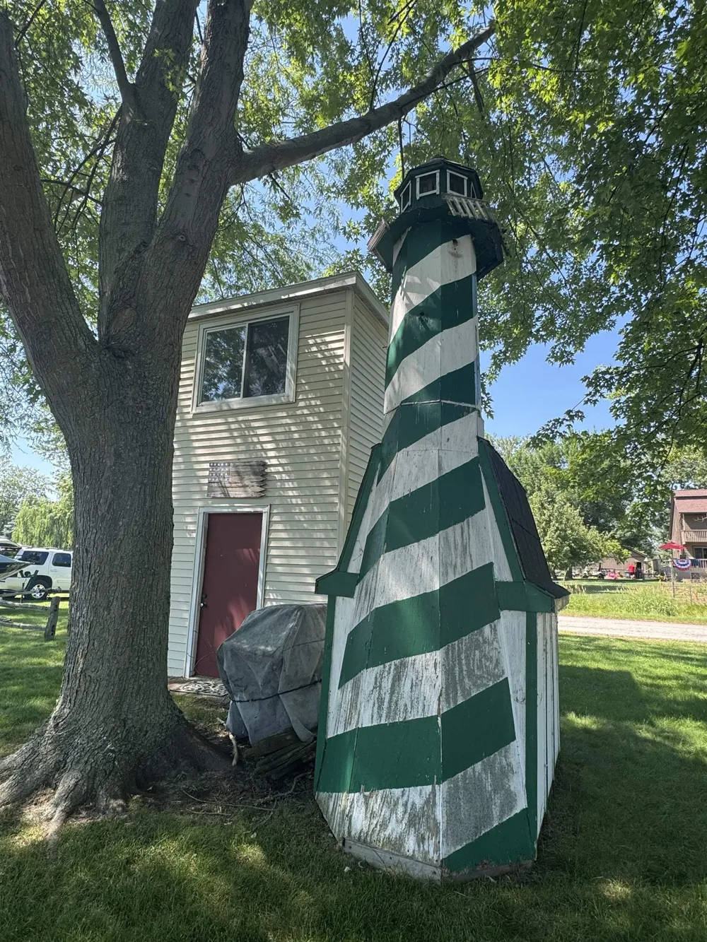 4952 Oak Street Bay City City, MI 48706