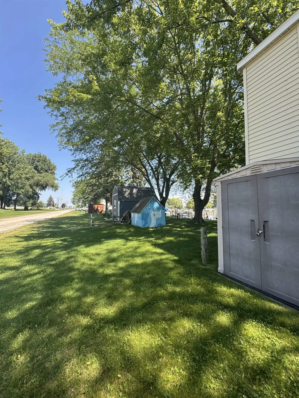 4952 Oak Street Bay City City, MI 48706