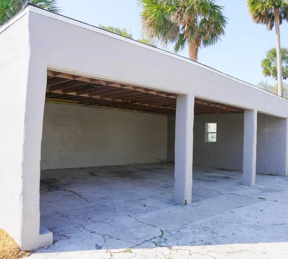 121-123 HOLLYWOOD AVENUE Daytona Beach, FL 32118