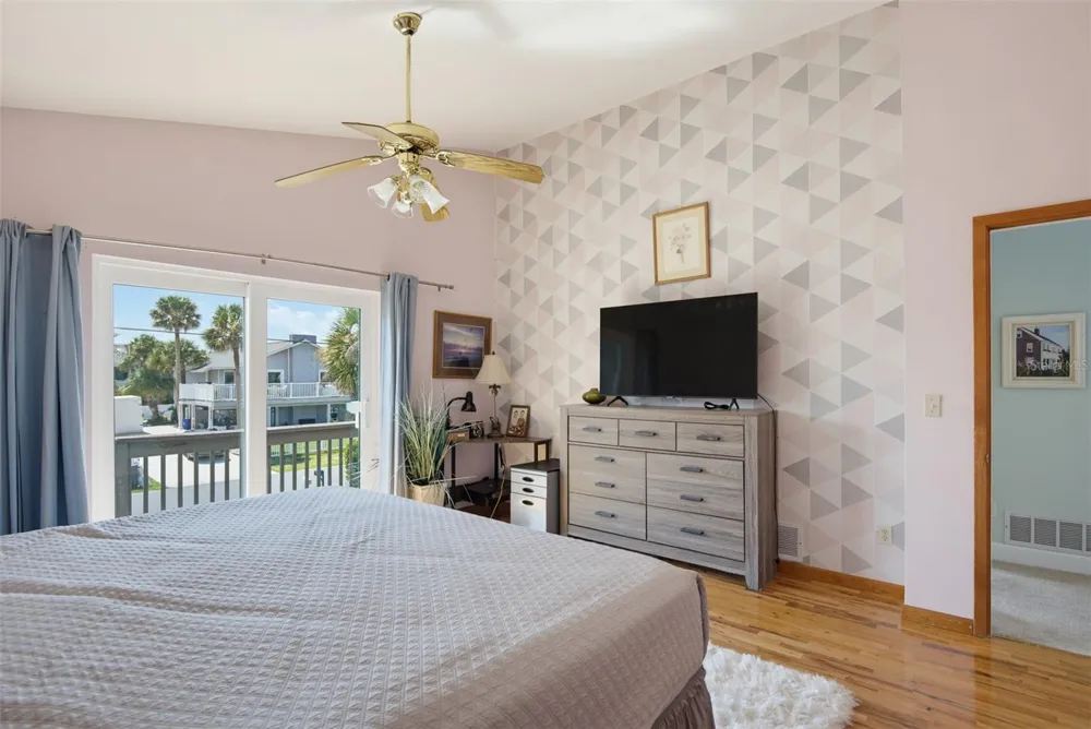 712 CENTRAL AVE Flagler Beach, FL 32136