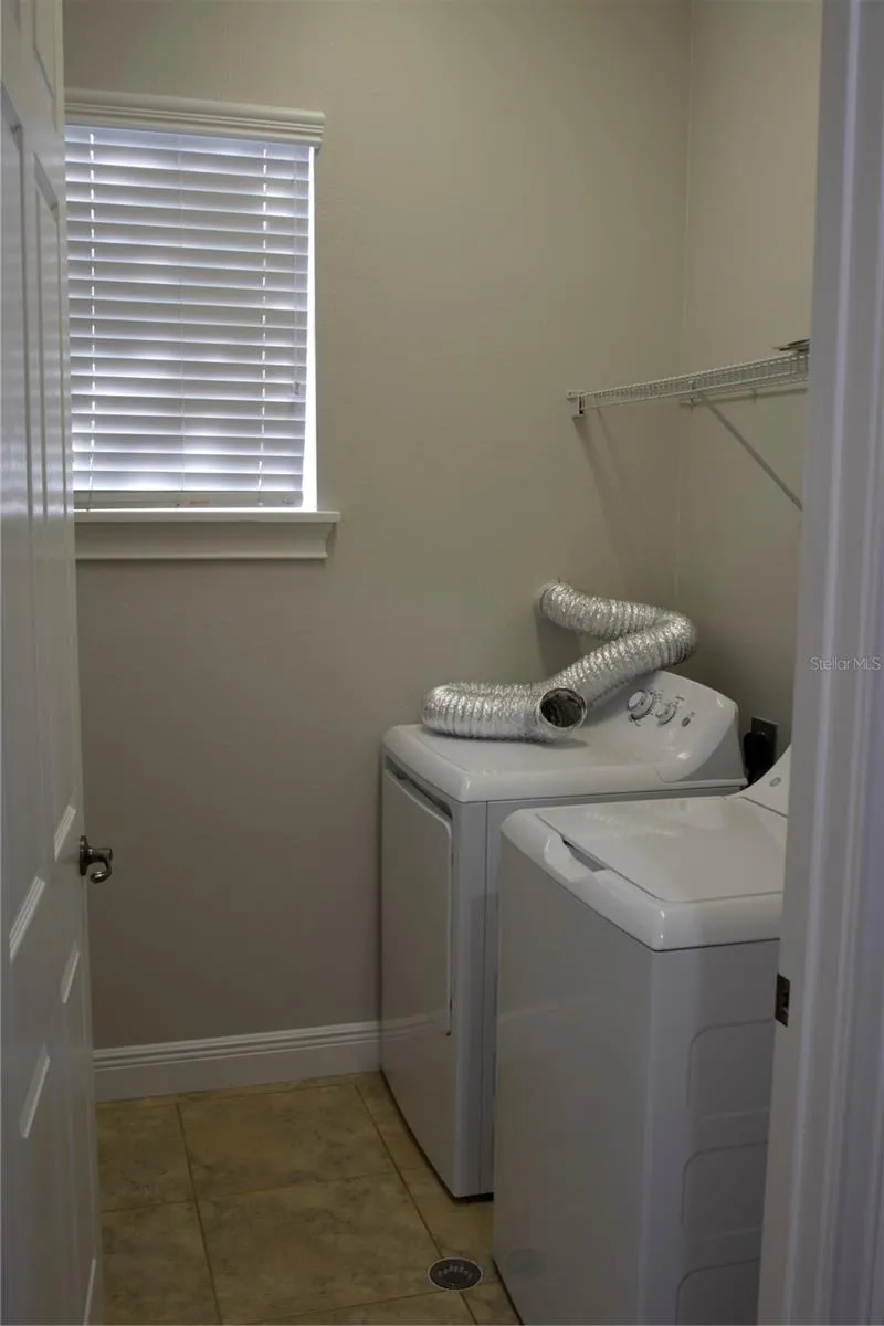 1352 LAKE BALDWIN LANE #A Orlando, FL 32814