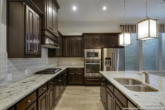 28936 Stevenson Gate Fair Oaks Ranch, TX 78015