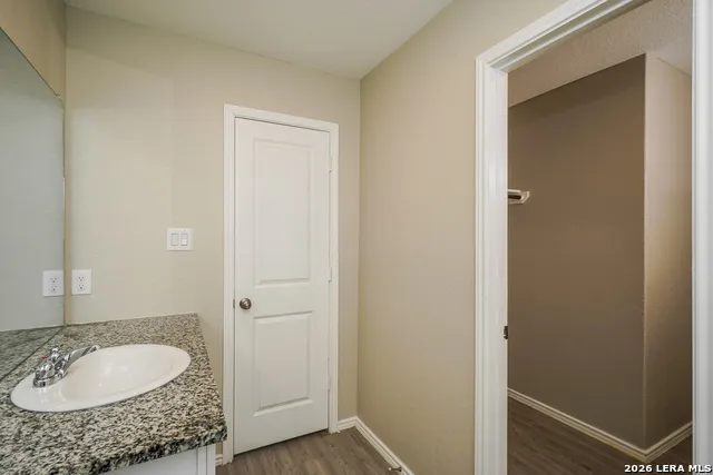 2402 Double Oak New Braunfels, TX 78130