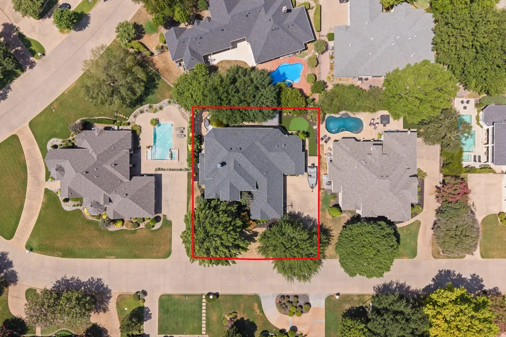 921 Fairway View Drive Mansfield, TX 76063