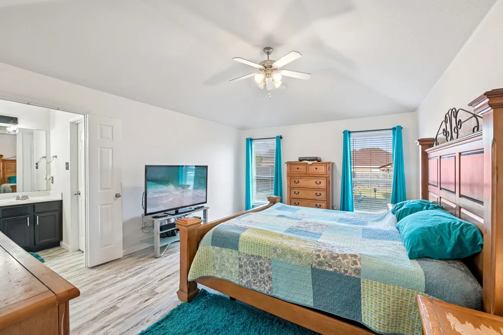 6925 Evening Shade Lane Arlington, TX 76002