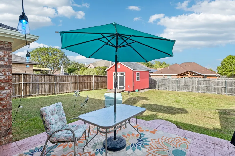 6925 Evening Shade Lane Arlington, TX 76002