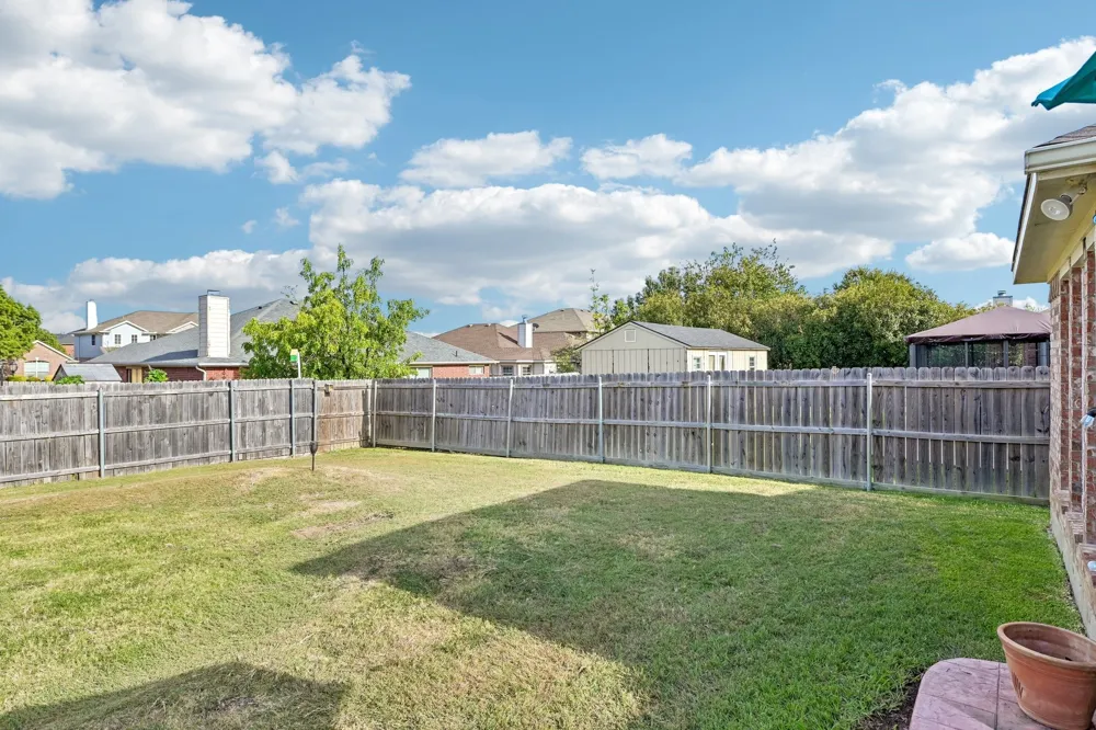 6925 Evening Shade Lane Arlington, TX 76002