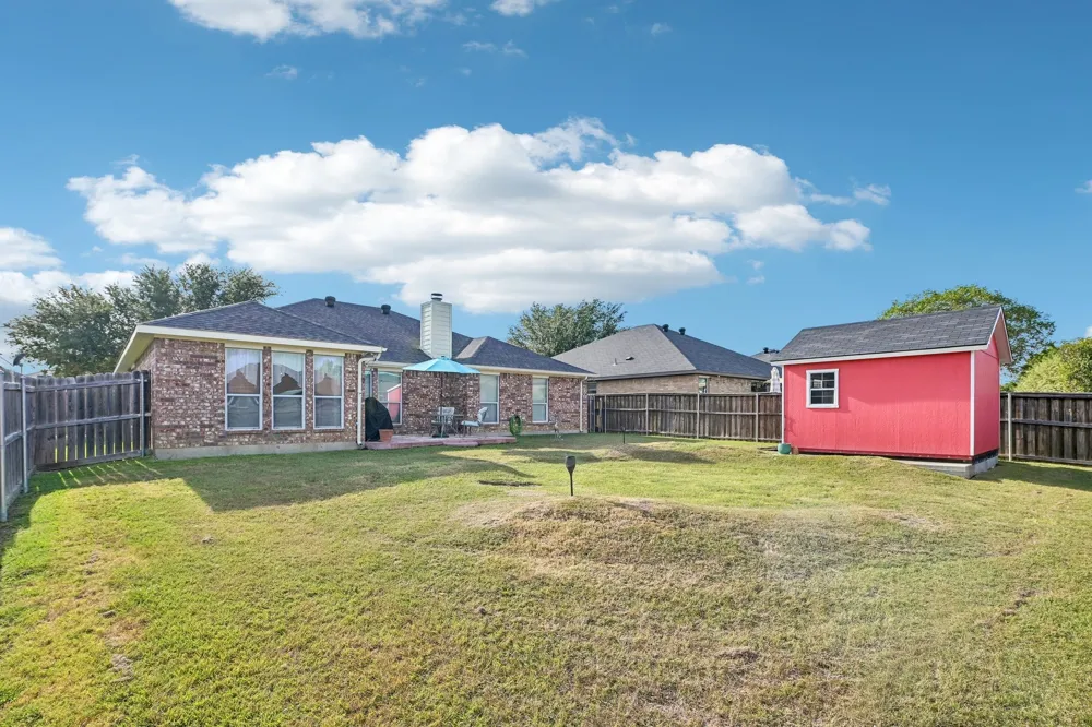 6925 Evening Shade Lane Arlington, TX 76002