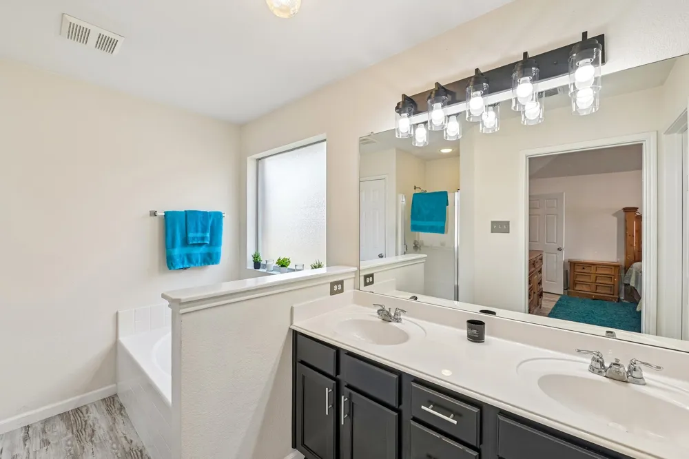 6925 Evening Shade Lane Arlington, TX 76002