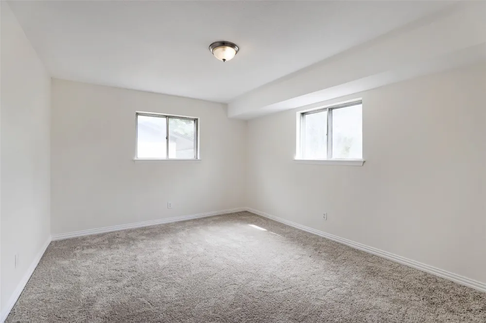 2903 E Mitchell Street Arlington, TX 76010