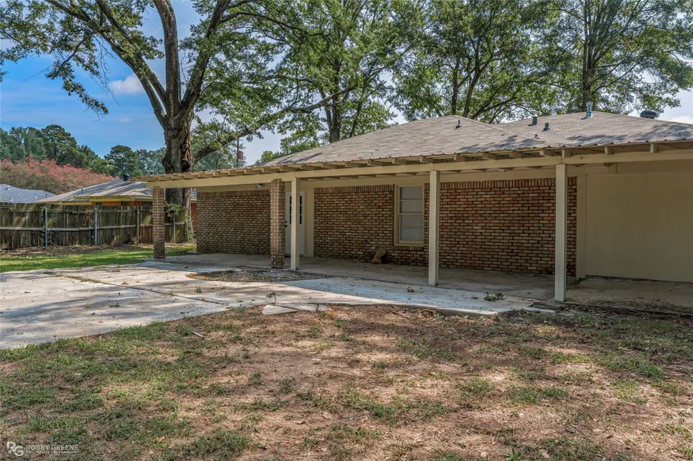 8920 Shady Lane Shreveport, LA 71118