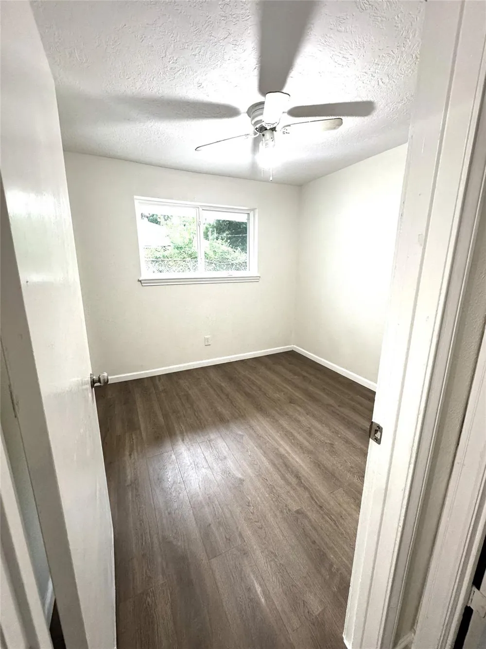 7625 Gleason Road Houston, TX 77016