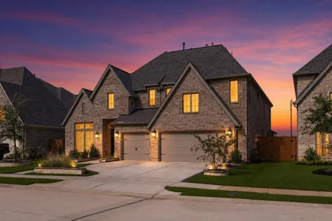 24610 Beebalm Trail