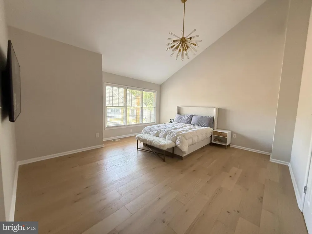 12 RIVER OAKS CIRCLE Baltimore, MD 21208