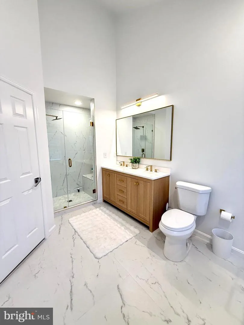 12 RIVER OAKS CIRCLE Baltimore, MD 21208