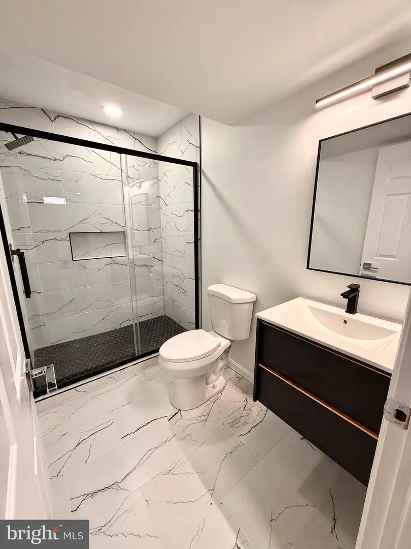 12 RIVER OAKS CIRCLE Baltimore, MD 21208