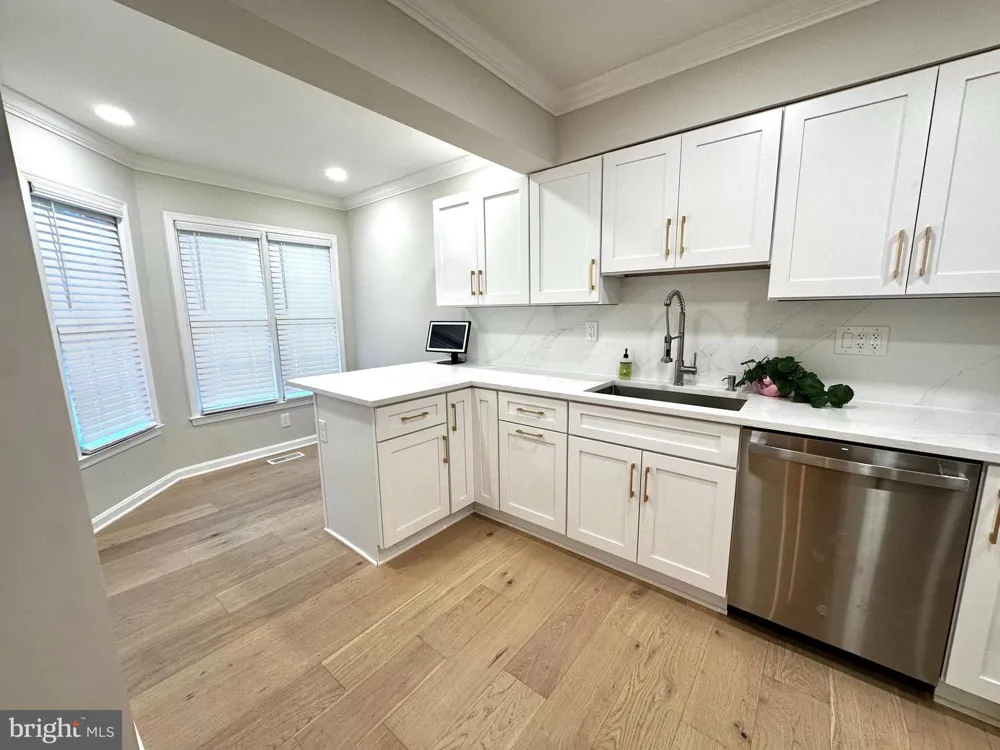 12 RIVER OAKS CIRCLE Baltimore, MD 21208