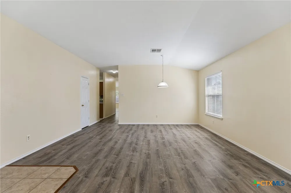 1512 Sweet Leaf Lane Pflugerville, TX 78660