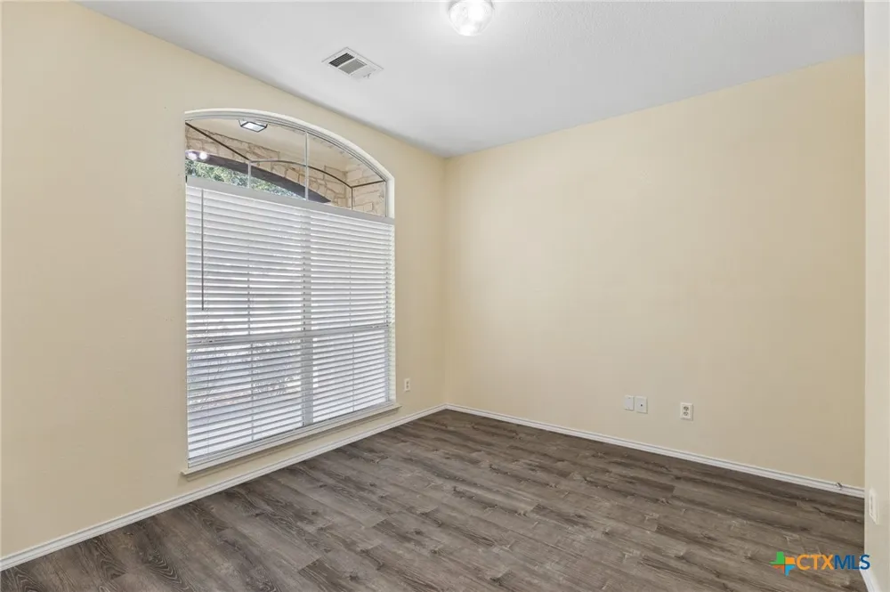 1512 Sweet Leaf Lane Pflugerville, TX 78660