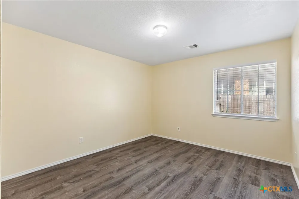 1512 Sweet Leaf Lane Pflugerville, TX 78660