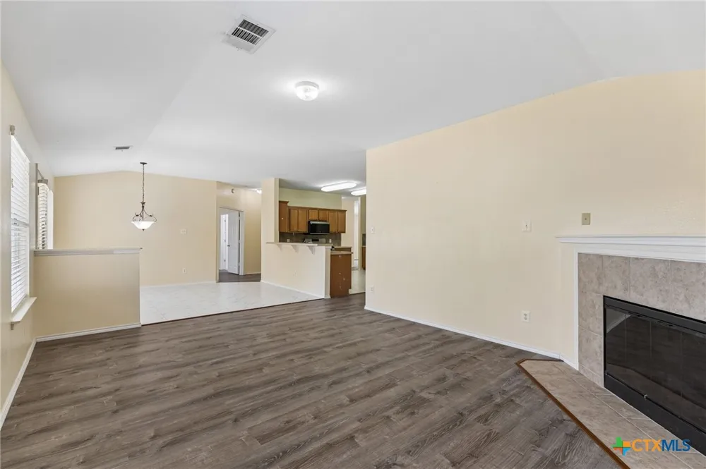 1512 Sweet Leaf Lane Pflugerville, TX 78660