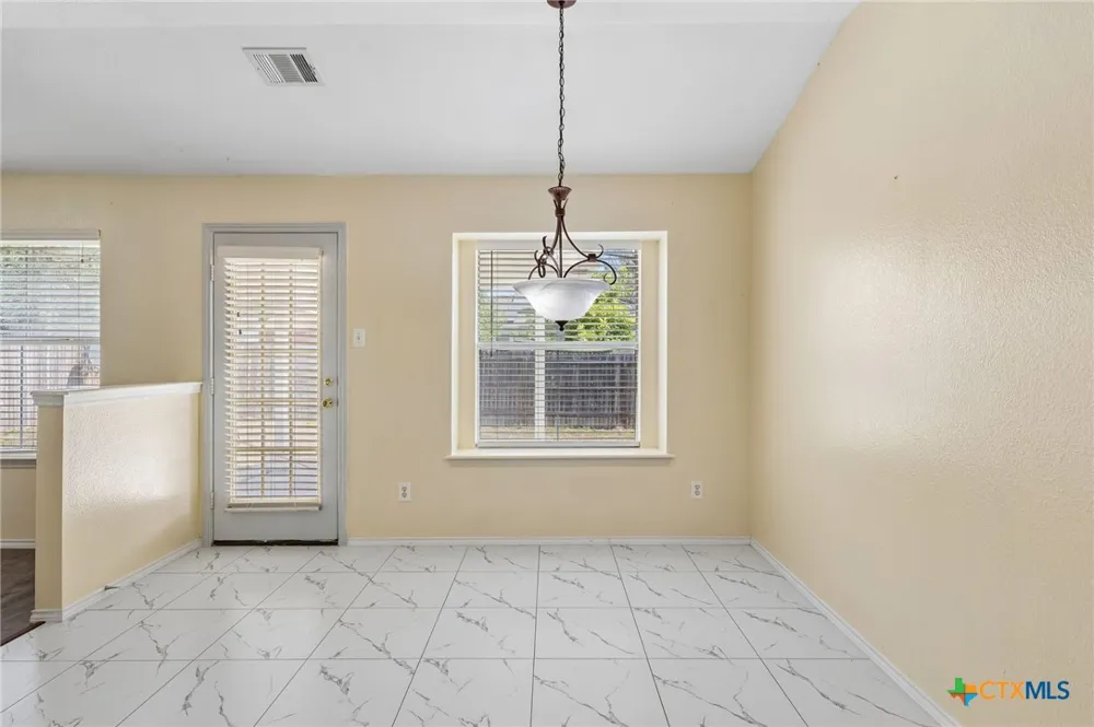 1512 Sweet Leaf Lane Pflugerville, TX 78660
