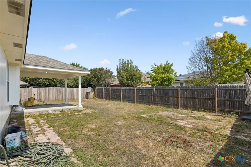 1512 Sweet Leaf Lane Pflugerville, TX 78660