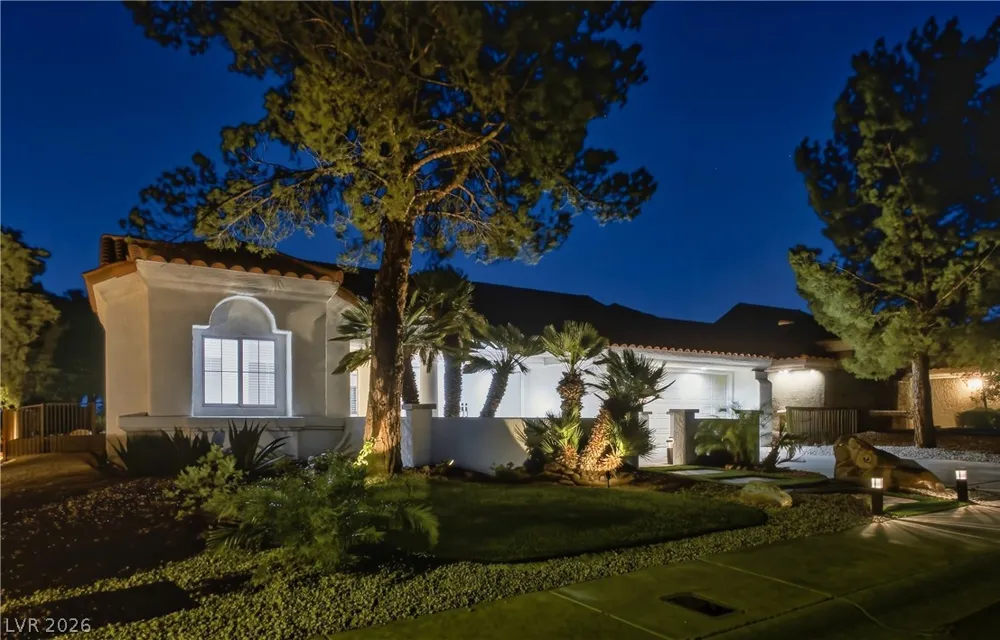 2920 Crown Ridge Drive Las Vegas, NV 89134