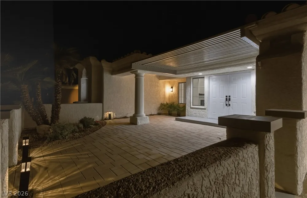2920 Crown Ridge Drive Las Vegas, NV 89134