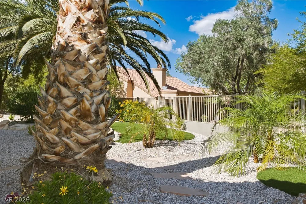 2920 Crown Ridge Drive Las Vegas, NV 89134