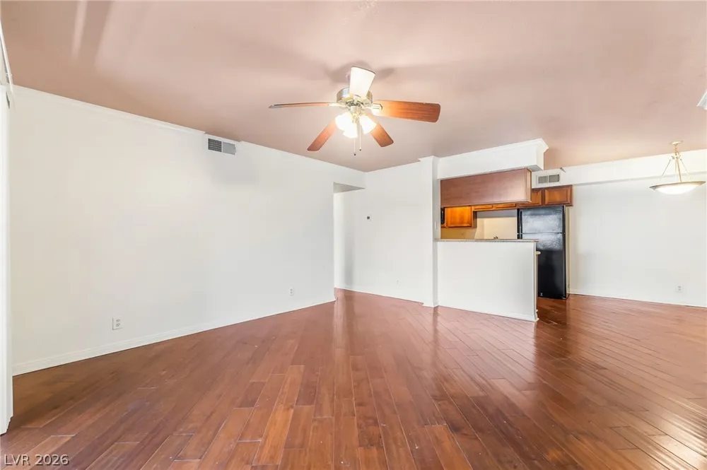3135 S MOJAVE ROAD #227 Las Vegas, NV 89121