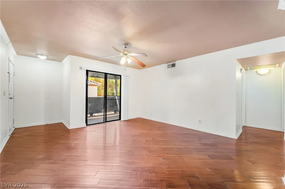 3135 S MOJAVE ROAD #227 Las Vegas, NV 89121