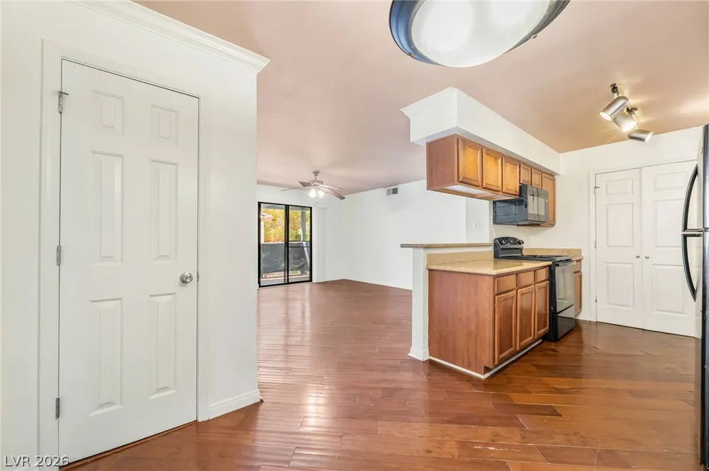 3135 S MOJAVE ROAD #227 Las Vegas, NV 89121