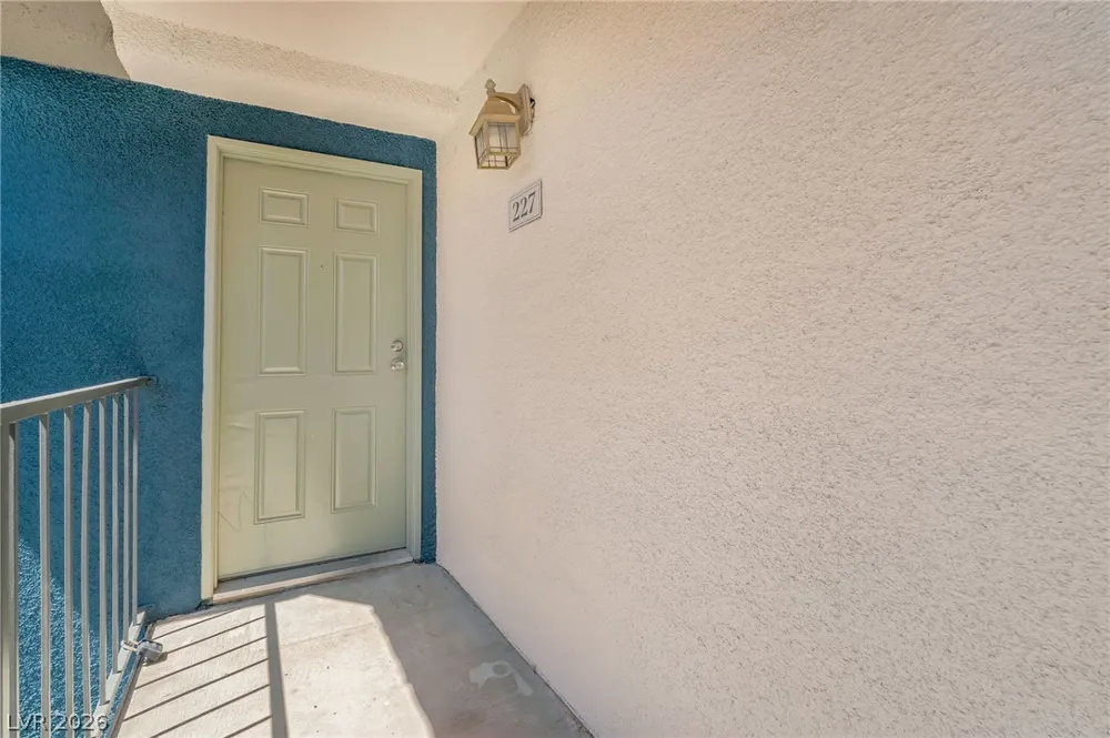 3135 S MOJAVE ROAD #227 Las Vegas, NV 89121