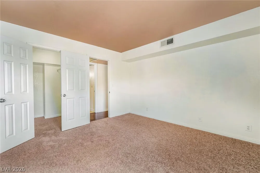 3135 S MOJAVE ROAD #227 Las Vegas, NV 89121