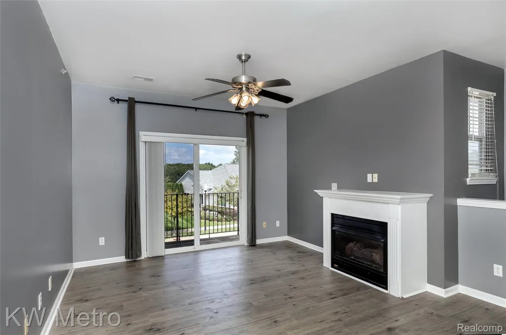 10130 RIDGE RUN STREET Hartland Township, MI 48855