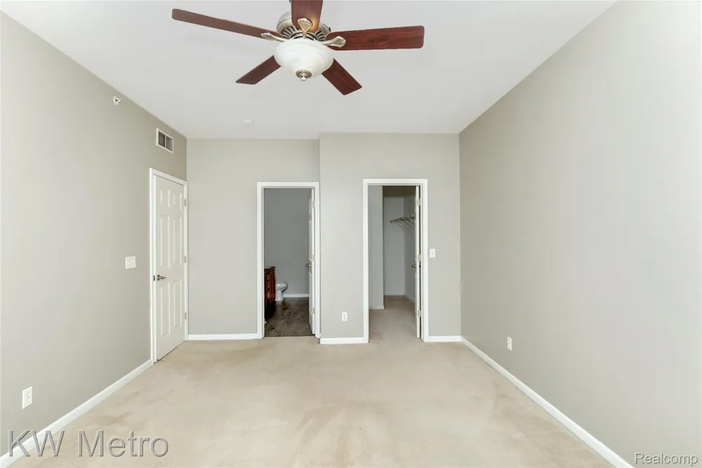 10130 RIDGE RUN STREET Hartland Township, MI 48855