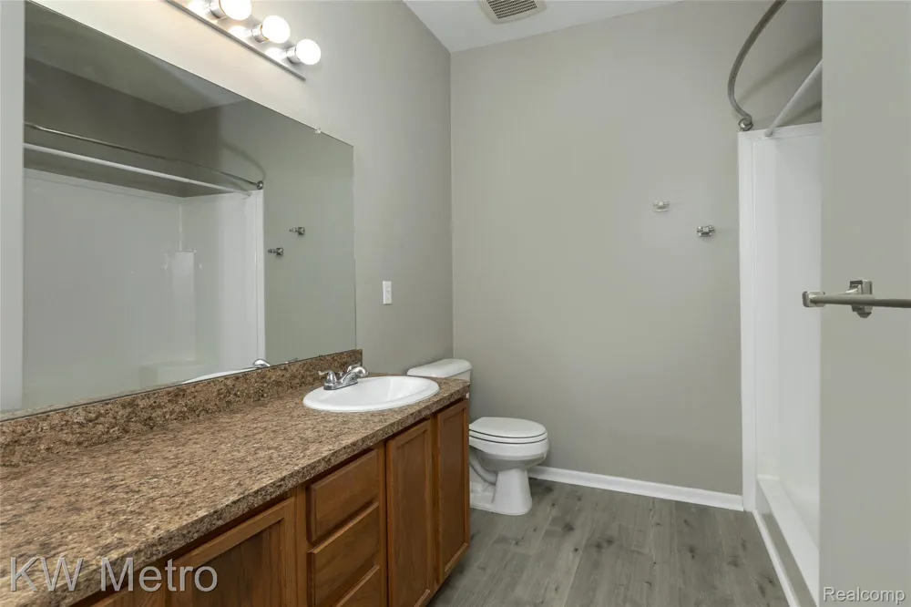 10130 RIDGE RUN STREET Hartland Township, MI 48855