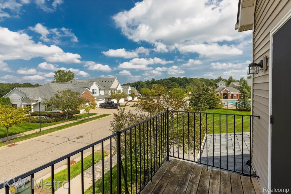 10130 RIDGE RUN STREET Hartland Township, MI 48855