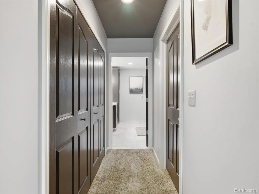 48217 Providence Macomb Township, MI 48044