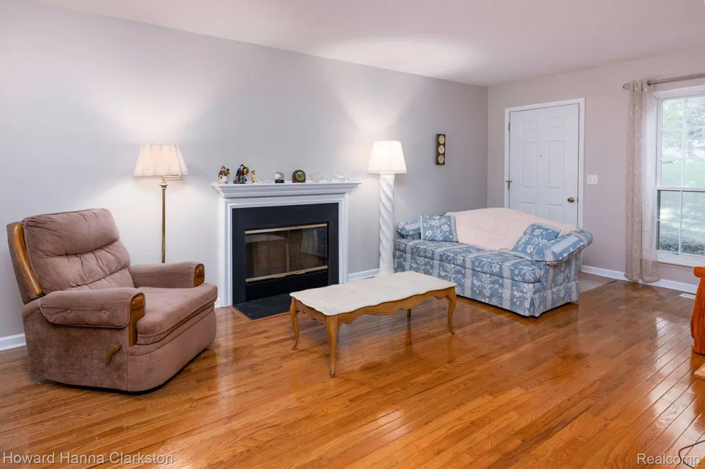 3145 Hidden Ridge Drive Waterford Charter Township, MI 48328