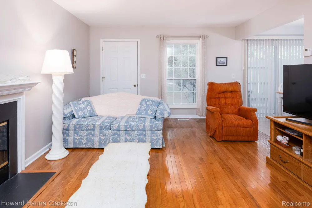 3145 Hidden Ridge Drive Waterford Charter Township, MI 48328