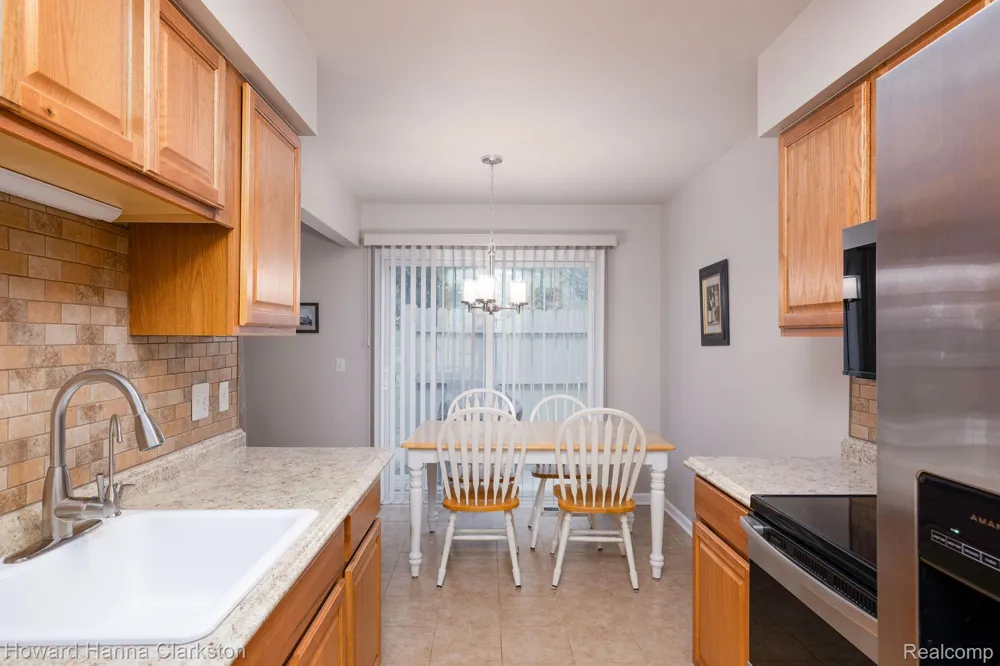3145 Hidden Ridge Drive Waterford Charter Township, MI 48328