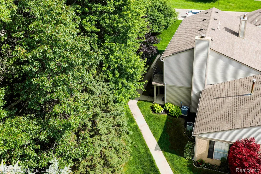 3145 Hidden Ridge Drive Waterford Charter Township, MI 48328