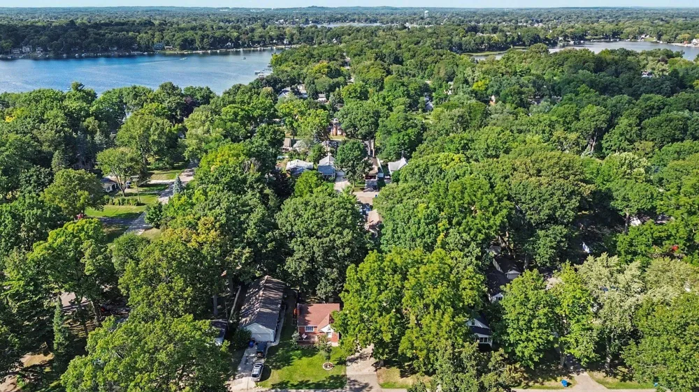 3620 Fort Drive Waterford Charter Township, MI 48328