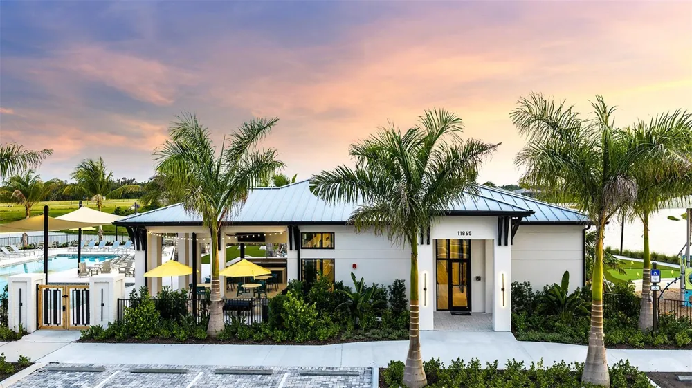 18501 VISTA PARK Venice, FL 34293