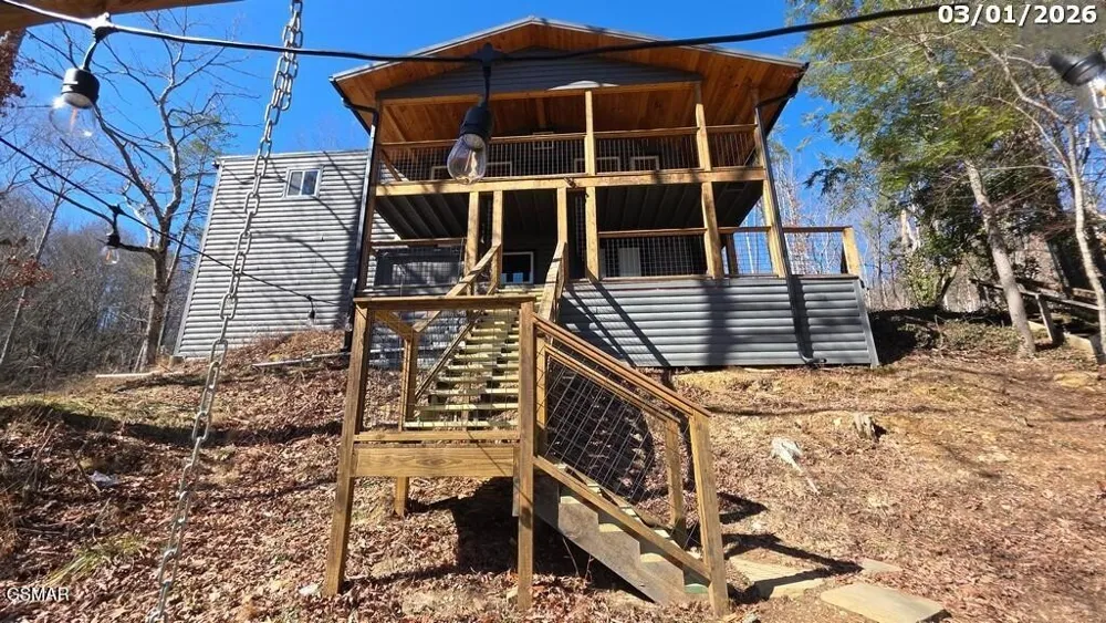 2869 Hatcher Mountain Road Sevierville, TN 37862